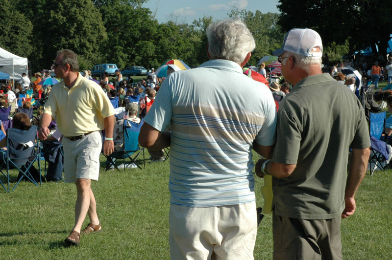 Crowd 1