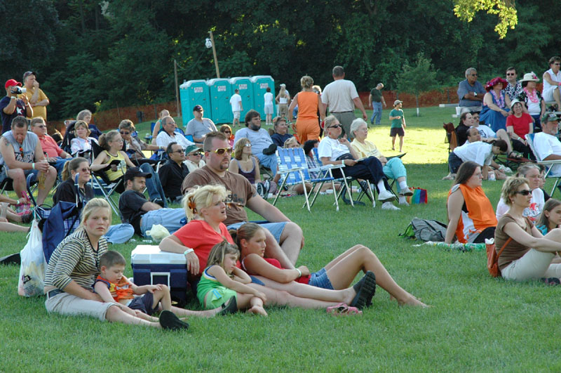 Crowd 3