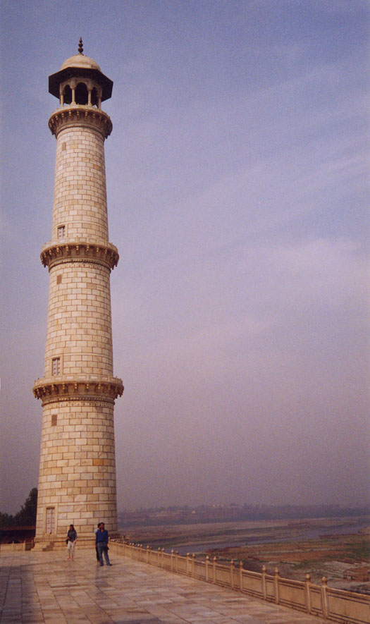 Agra - Minaret & Flood Plain